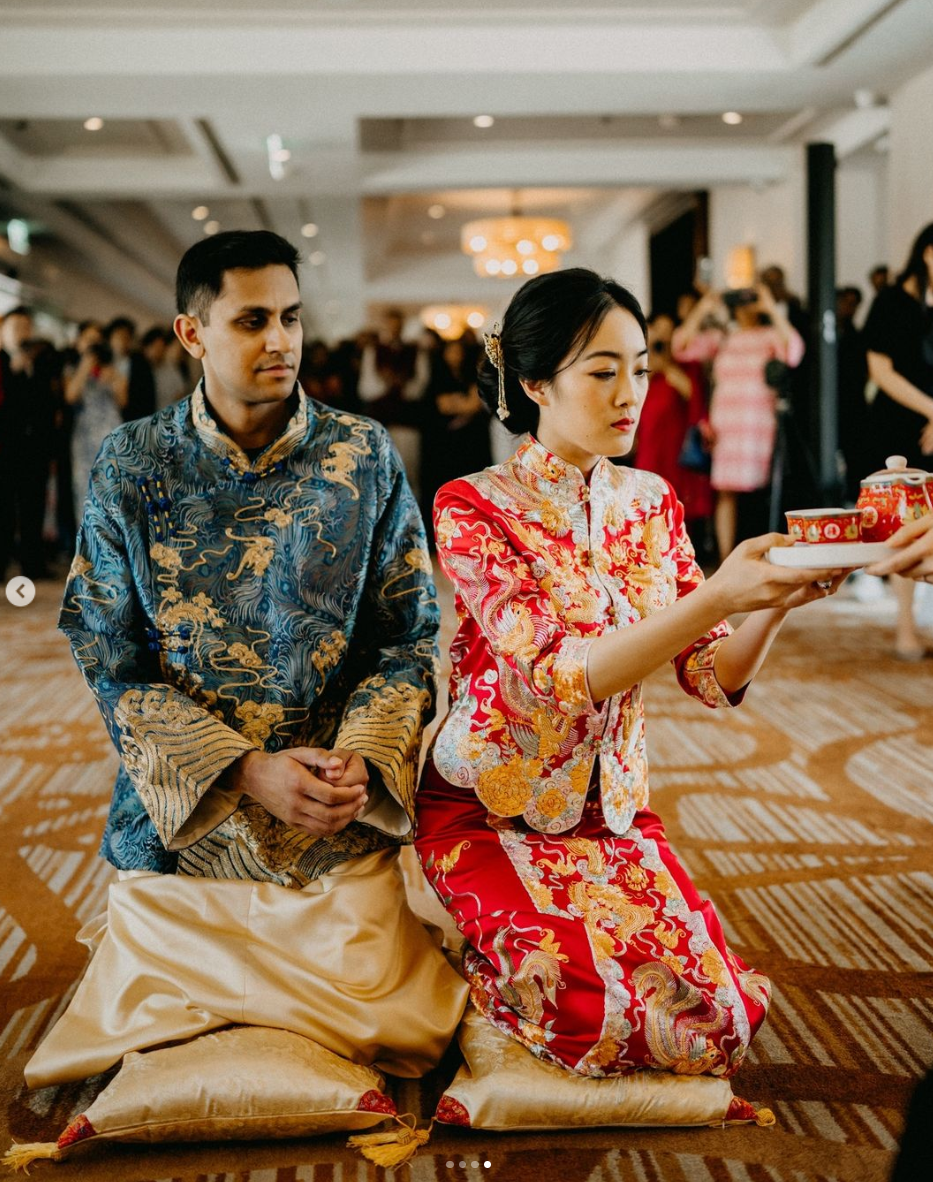 Madam Shanghai Chinese Tradtional Dress Dragon & Pheonix Dress | Traditional Qun Kwa Chinese Wedding Dress