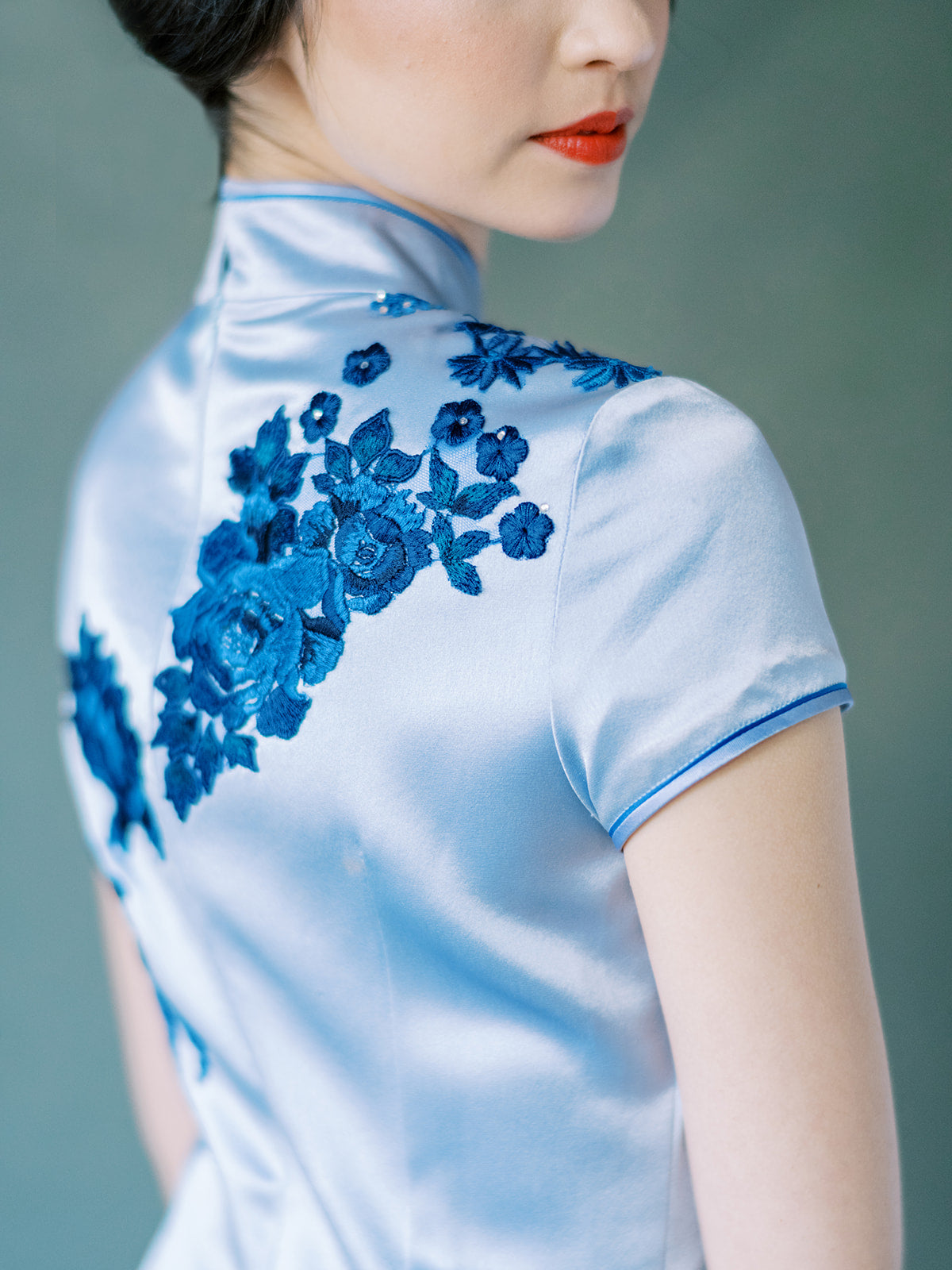 Madam Shanghai Frost's Descent | Blue Silk Chinese Wedding Dress